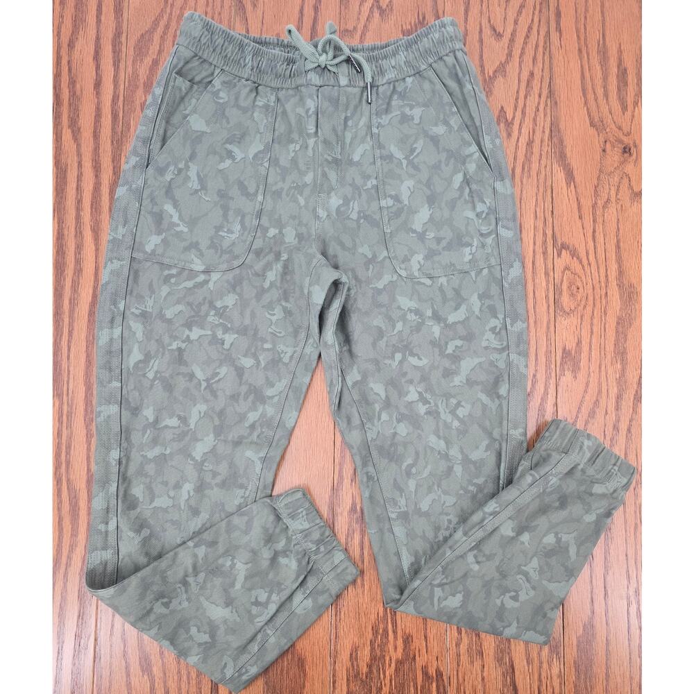 Athleta Farallon Stratum Camo Jogger